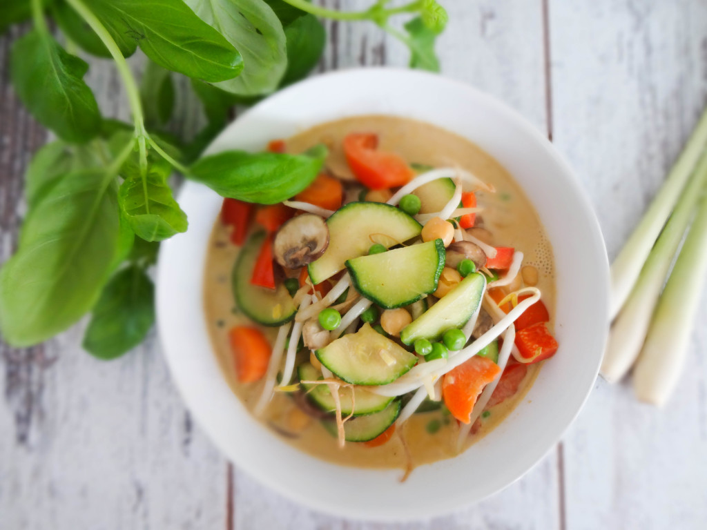 Thai Curry mit Zitronengras - Heavenlynn Healthy